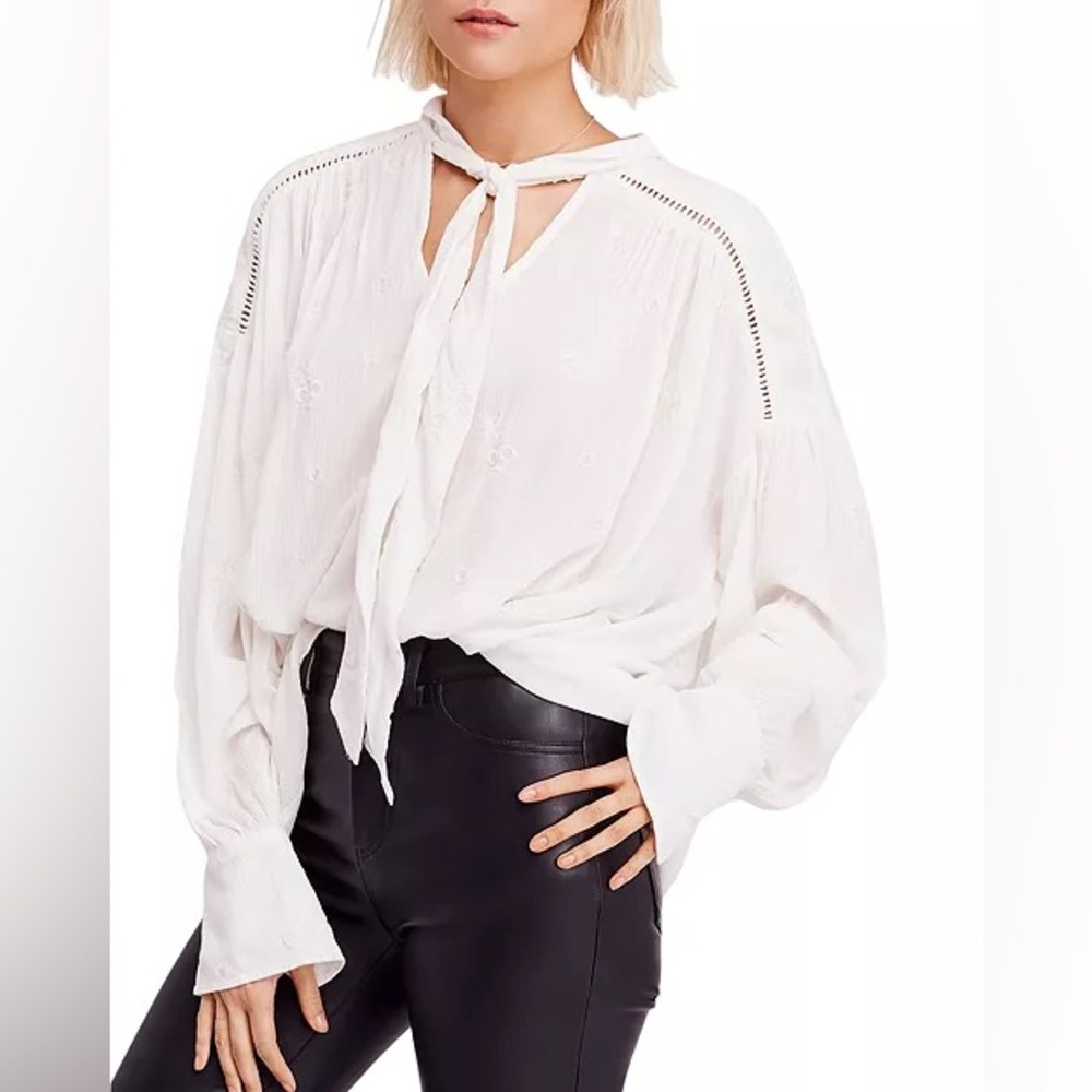 Free People White Asymmetrical blouse